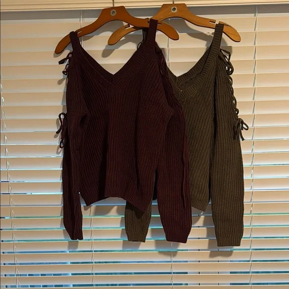 L.A. HEARTS Sweaters - Picture 1 of 3